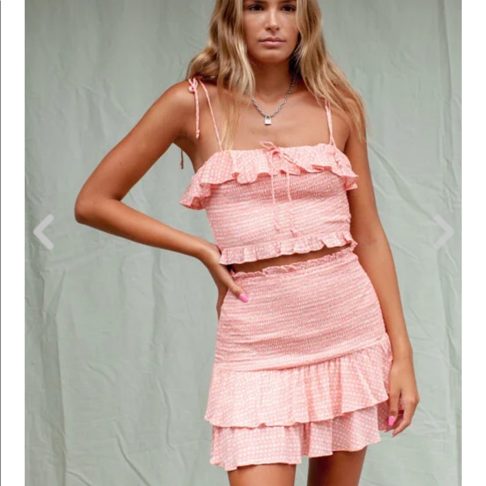 Isabelle’s Cabinet two piece set